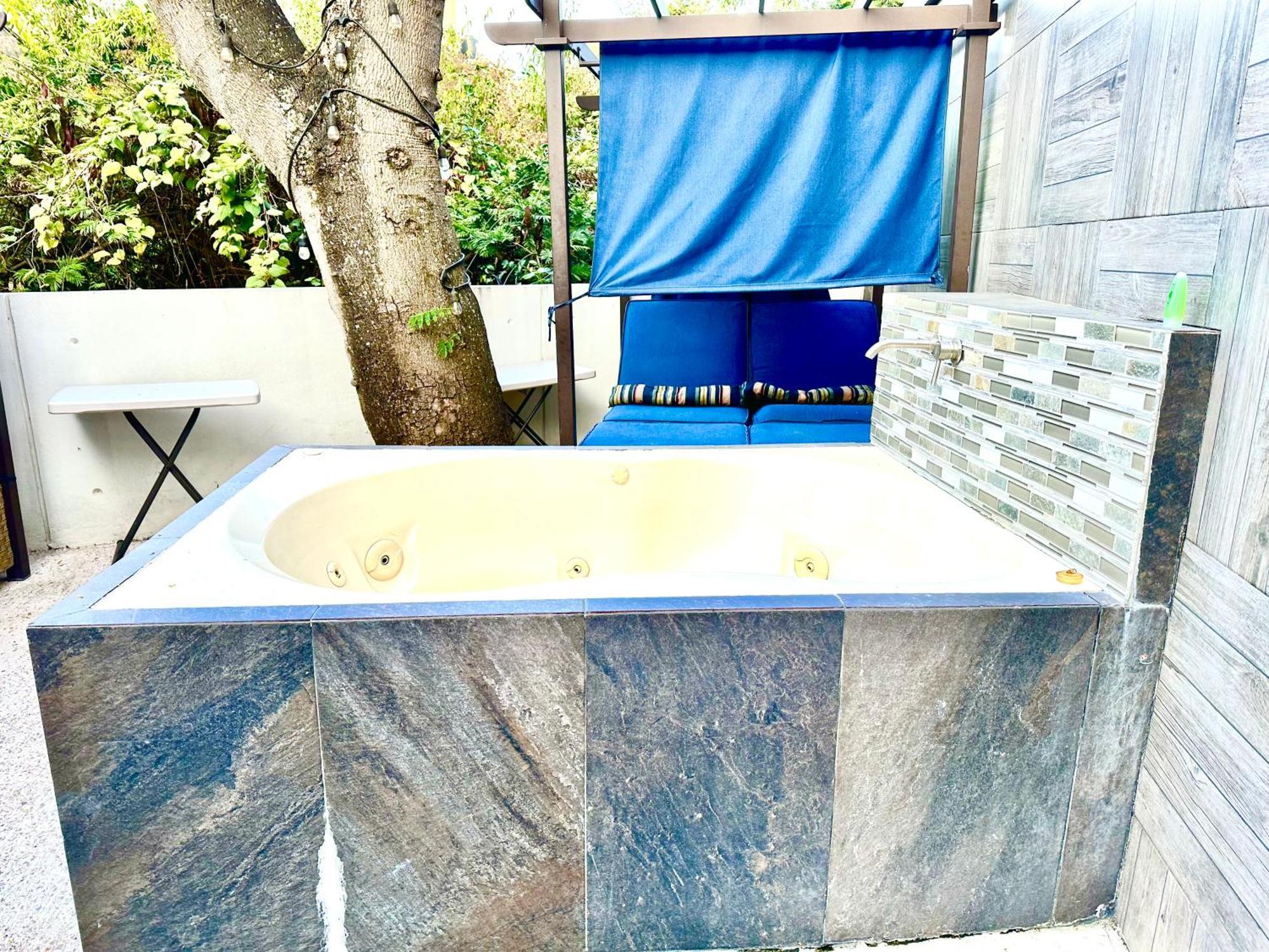 Loft Arte Y Diseno Alberca Climatizada, Amenidades Y Lujo, Terraza Privada Con Asador De Carbon, Cuernavaca Somos Los Unicos Que Te Ofrecemos Para Tu Uso Personal Y Exclusivo 2 Jacuzzis Con Agua Caliente Y Sistema De Hidromasaje Tipo Spa מראה חיצוני תמונה